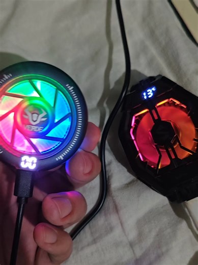 Comparing Blackshark Funcooler 2 Pro and FS05 Pro Coolers