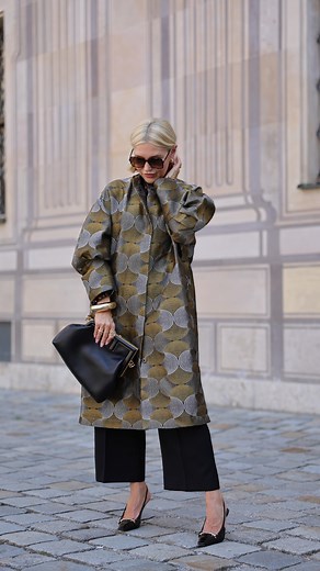 Black Friday… Have a look at my brand www.Puretoi.com . Ad #mystyle #mybrand #myfashion #blackfriday #instastyle Outfits @puretoi_petradieners www.puretoi.com | Lieblingsstil