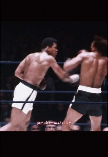 Muhammad Ali 🔥 #muhammadali #boxer #boxing #fyp #sports