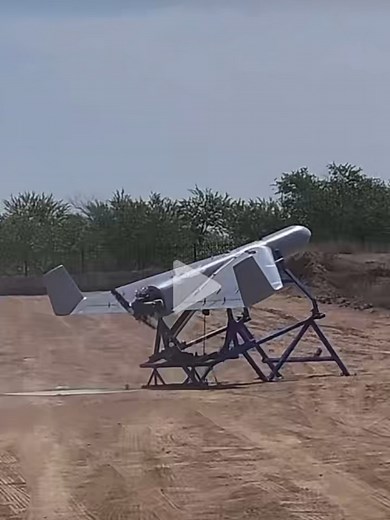Made in China. Capable of flying 2,000 km with a 50 kg payload; please contact if interested.#drone #dronetech #uav #technology #aerial #fyp