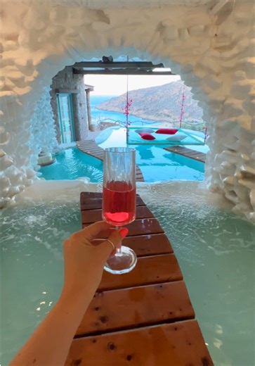 This hotel room is a dream✨ #calilo #hotel | Hotel Room