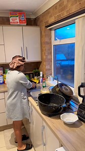 Clean with me, kitchen cleanup after after cooking. #lifestyle #momlife #reels #cleanwithme | PureLifestyle