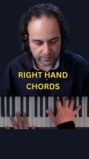 Learn why moving chords into your right hand leads to richer voicings and more natural movement when playing jazz standards. 👉🏻 Join my Jazz Skills membership for all-level lessons and personal support: Link in bio | Jazz Skills