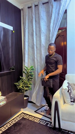 Nyimbo Yenu ya Kusitikia Baba: Mdundo wa Mapenzi