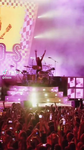 5 Seconds of Summer 2026 Tour: Live at Wembley Highlights