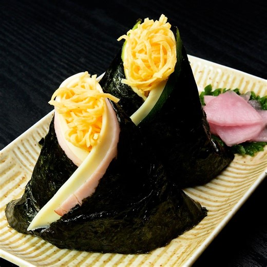 【思わず作ってみたくなる！】「簡単♪かわいい♡」ひな祭りおにぎり / Happy ‘Hinamatsuri’ Special Rice Balls レシピはこちら！https://www.buzzfeed.com/jp/sachiyosuginohara/happy-hinamatsuri-special-rice-balls-movie | Tasty Japan