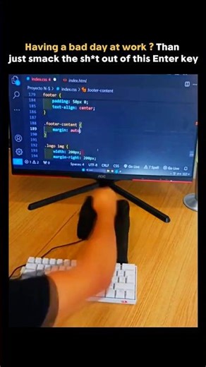 Have a bad day at work ? Just punch this keyboard