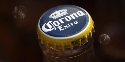 Corona eleva apuesta por nuevos segmentos a 100 años de su fundación