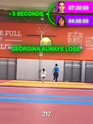 Georgina Races Her Family...🤯😂#bouncingball #transition#ronaldo #ronaldojr#georgina#cristianoronaldo