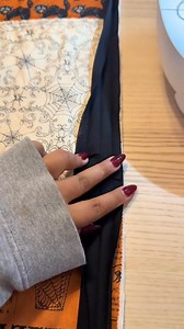 Halloween patchwork quilt tutorial — part three! 驪諭✨️ binding is truly the hardest part for me. take it slow and you got this! please reach out if you need additional help! — happy sewing  ©megs #sewing #quilt #halloween #tutorial #sewingtiktok Part 12 | Quilt Patterns PDF | Facebook