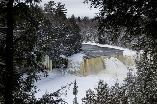 Great Lakes region could see early, intense and stormy winter, new forecast shows