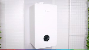 Die neuen #Gasbrennwertgeräte zeichnen sich durch einfache Installation und besonders einfache Wartung aus. Die Condens 5800i W unterscheidet sich zur Condens 5300i W durch eine smarte, integrierte Reglereinheit, wobei sich die #Condens5300iW mit dem Easy Control Regler ganz einfach nachrüsten lässt. Mehr dazu im Video. #boscheinfachheizen #Condens5800iW | Bosch Home Comfort