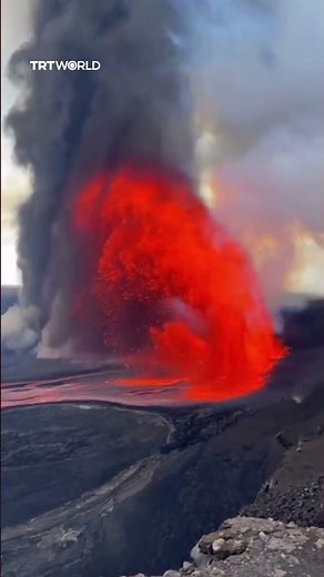 Fountain of Lava Spews from latest Kilauea Eruption