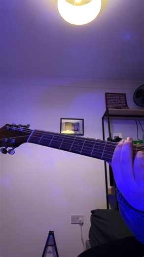 cover- a VERY failed attempt at everlong by the foo fighters but it’s getting there 😅 #fyp #foofighters #guitar