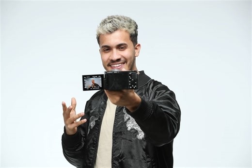 Araya Vlogs: El youtuber tico que vive de viajar por el mundo