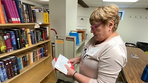 5 for Good: Volunteers send free books to people in prisons across the country