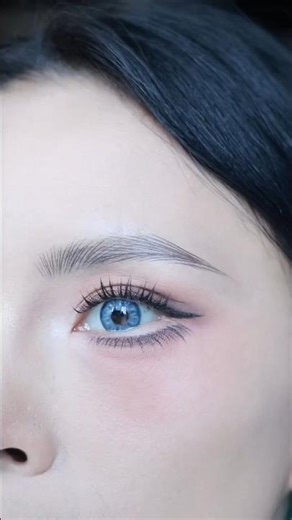 Sparse Eyebrows? 1-Minute Natural Hair-Like Brow Tutorial for Beginners | Daily Makeup Tipp #shorts