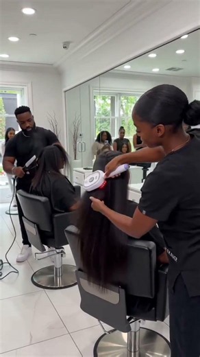 Rechargeable Hair Straightener Brush | Fast & Easy Hair Styling