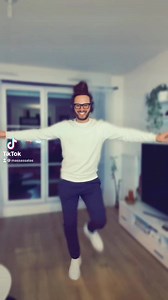 1.4M views · 28K reactions | Lorsque le papillon s'est réveillé ce matin, Il ne s'est pas demandé si il était beau, Si les autres l'aimeraient Ou s'il pouvait réussir. Il a tout simplement ouvert ses ailes et s'est envolé.. Soyez aujourd'hui un papillon. Merveilleuse journée à vous. Prenez soin de vous ❤️ #Tabisout  | Assalas Professeur de danse Kabyle | Facebook