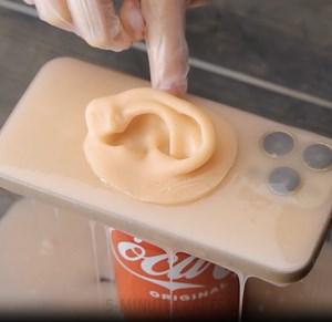 7.4K views · 21 reactions | Unique phone cases to upgrade your device | 5-Minute Crafts SHORTS | Facebook