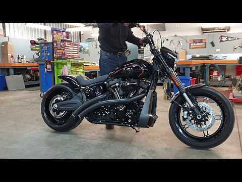 Custom Harley-Davidson FXDR 114