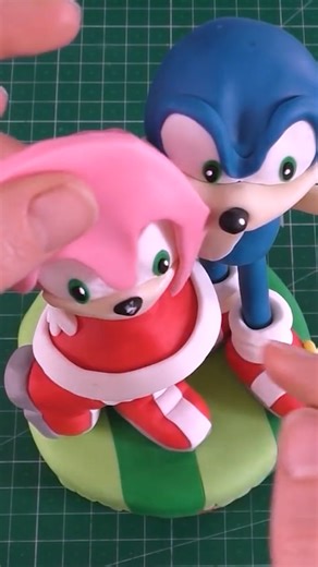 Sonic the Hedgehog & Amy Rose cake topper💓💙 | Zoe's Fancy Cakes
