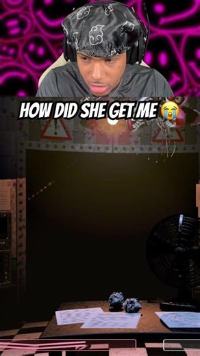 Does the mask go on or not 😭 #fnaf #fnaf2 #fivenightsatfreddys #swinyark #ajayswinyark #jik #freddy