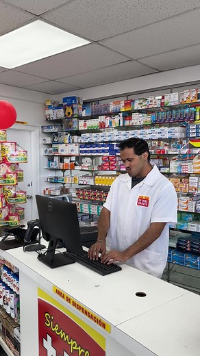Ven y comprueba que nuestros medicamentos accesibles, aquí son cosa de todos los días. 🥱💰🤷‍♂️ #FarmaciaLaMásBarata #MásBaratosSiempre #Farmacia #Tiktok