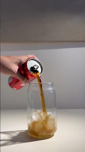 Coke meets vanilla icecream!! Coke float easy recipe #homemade #recipe #cocacola #vanilla