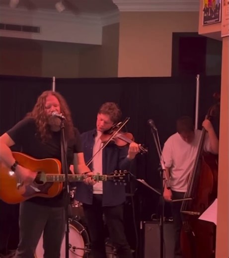 "Black Rain" - Greg Carroll and the Misdemeanors Live at SubVERT