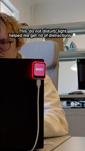 This ‘Do Not Disturb” Light Eliminates Distractions at Work