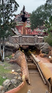 980K views · 3.1K reactions | A quick video of Splash Mountain from Saturday! It’s weird to see it with no water! . #splashmountain #magickingdom #waltdisneyworld | The Main Street Mouse | Facebook