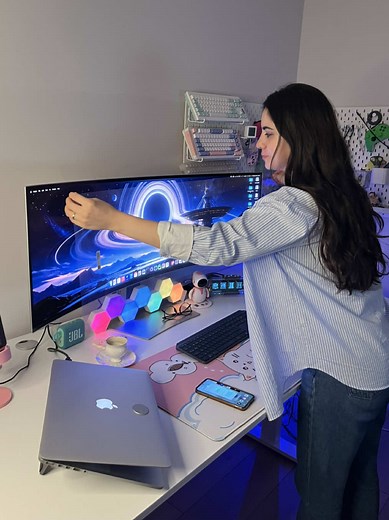 Samsung 49” Odyssey OLED G9 Monitor Review