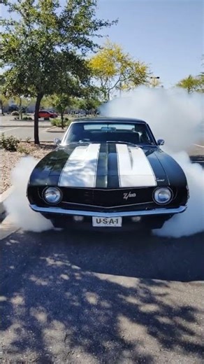 1969 Chevrolet Z28 302 Cubic Inch 290 HP V8 350-400 HP In Real Perf. Burnout! 🏁🏆 #chevy #yenko
