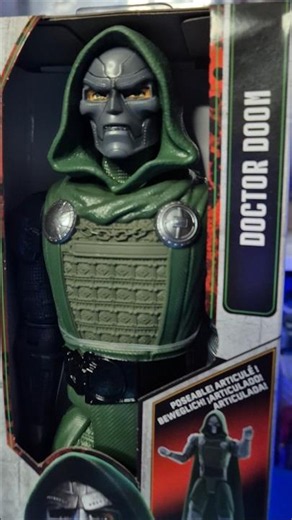 🔷️ It’s FINALLY HERE in Mexico! Doctor Doom Titan Series 2026 Hasbro Marvel 12" Figure Unboxing