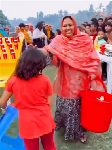 funny food games challenge video #foodchallenge #foodiefun #challengeaccepted #foodadventures #creatorsearchinsights