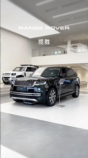 26 Range Rover models are now available! Tag your friend #RangeRover #luxurysuv #cars