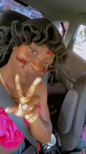 My look alike 🥹❤️🫶🏼😮‍💨🇦🇬