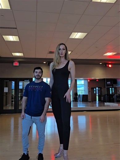 Runway mode #tallestmodel