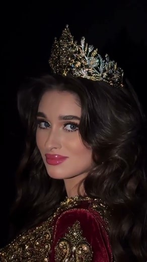 Du caftan au maquillage, chaque touche est pensée avec passion 💕✨