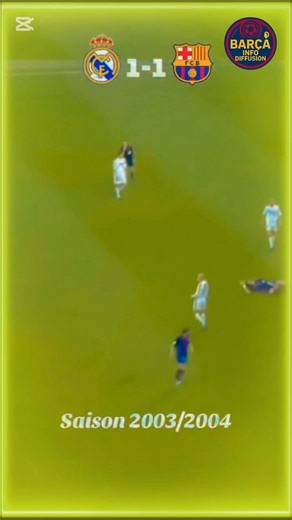 60K views · 941 reactions | Classico intense entre Fc Barcelone et Real Madrid saison 2003-2004 Un peu de rétro ✈️✈️✈️ #barcelona #realmadrid #football #lifestyle #barçainfodiffusion #HansiFlick #football #Barça #paris #lamineyamal #realmadrid #liga #footballer #france | BARÇA info Diffusion | Facebook