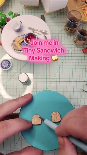 Tiny sandwich 🥪 #miniaturefood #polymerclayfood #polymerclay