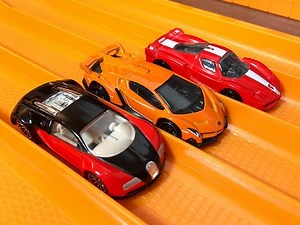 Bugatti Veyron vs Ferrari FXX vs Lamborghini Veneno - RACE/TOP SPEED TEST