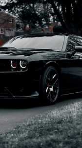 Bagged Dodge Challenger #bagged #scatpack #hellcatredeye #hellcat #srt #dodge #mopar #airsuspension #challenger #charger #hemi #demon #musclecar | scatpack_bee