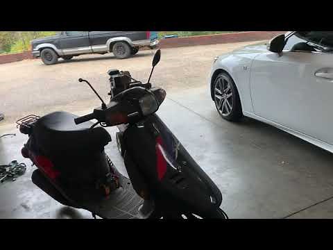 Why The Honda Elite 50 is my favorite 49cc scooter