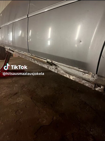 Helmat Chryslerin korjausvaiheittain