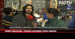 Passengers Cheer As Air India Flight Comes Home From Ukraine |