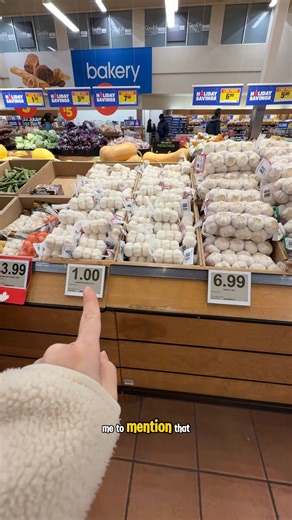 Baked garlic turning blue doesn’t make it “fake” - so let’s talk about good vs bad garlic… | Growithjessie