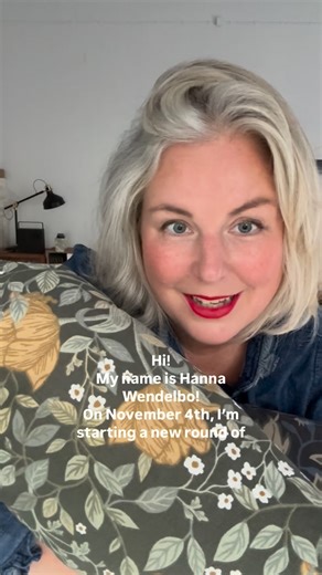 hannawendelbo on Instagram: "It’s back! Hannas Pattern Design Course in English. After so many requests, I’m thrilled to start up a new class on November 4th. 🍂 During six inspiring weeks, I’ll guide you through the foundations and handcraft of creating beautiful, seamless patterns — no fancy tools or computer needed. ✏️ With over 25 years of experience designing for IKEA, Lindex and Midbec Wallpaper, I’ll share all my best secrets for creating truly stunning patterns. 💫 🌸 Join me and discove