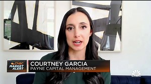 Payne Capital's Courtney Garcia breaks down top stock picks based on strong US dollar